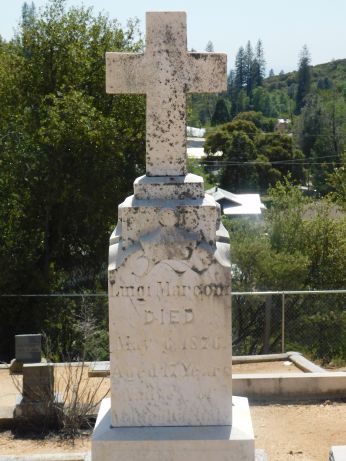 [Picture of Luigi Marconi grave]